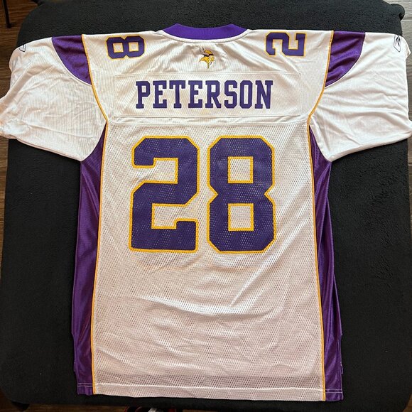 🔥Adrian Peterson Minnesota Vikings #28 Mens Jersey Medium Reebok - Size M - Picture 1 of 5